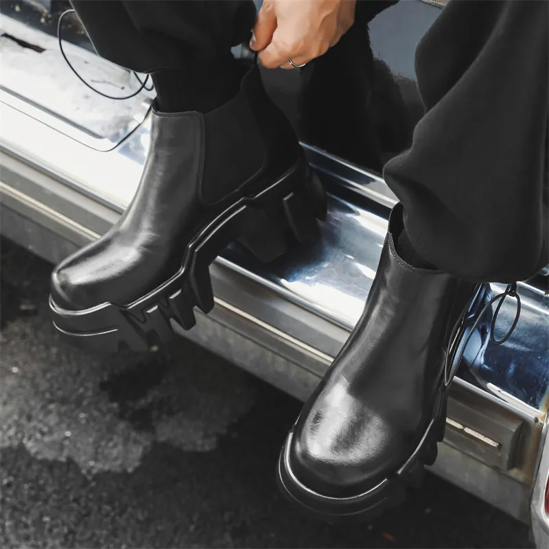 V05 Ankle Length Chelsea Boots Men's Black-4