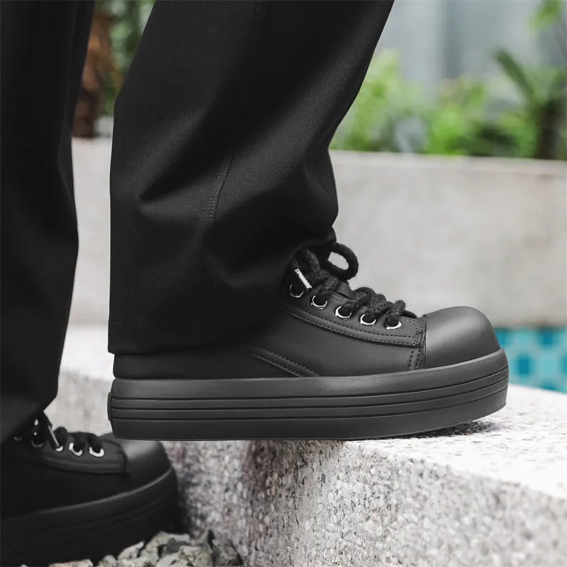 V05 Low Top Skateboard Shoes Men's Black-4