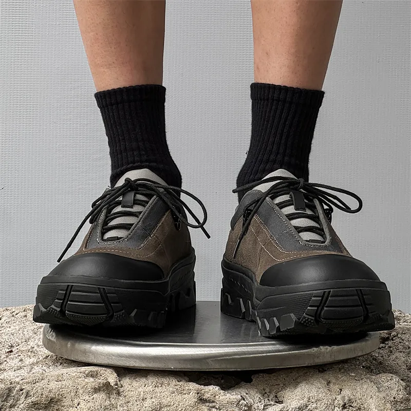 V05 Low Top Casual Shoes Unisex-11
