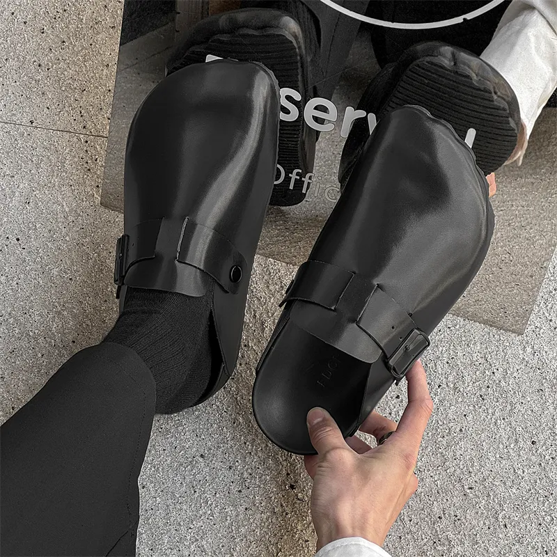 V05 Rubber Sole Slip Resistant Closed Toe Slippers Men's Black-3