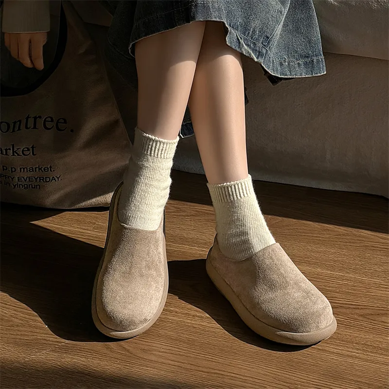 V05 Closed Toe Slippers Unisex-45
