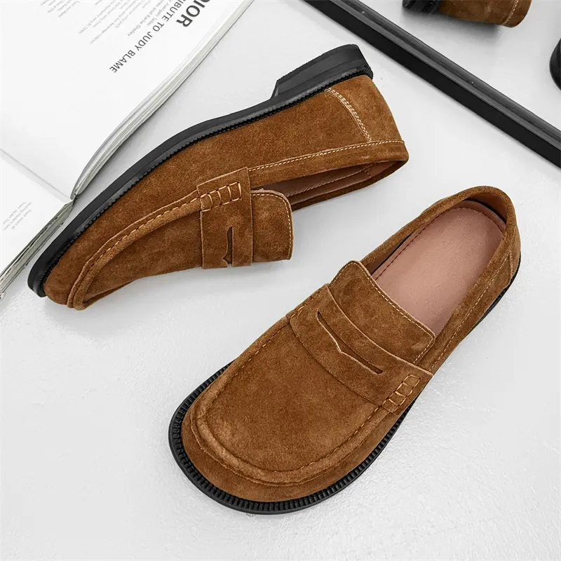V05 Loafers Men Brown-35