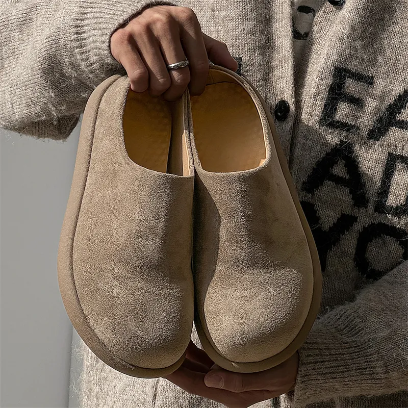 V05 Closed Toe Slippers Unisex-36