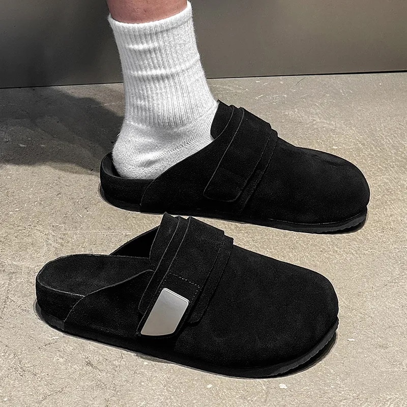 V05 Closed Toe Slippers Men-3