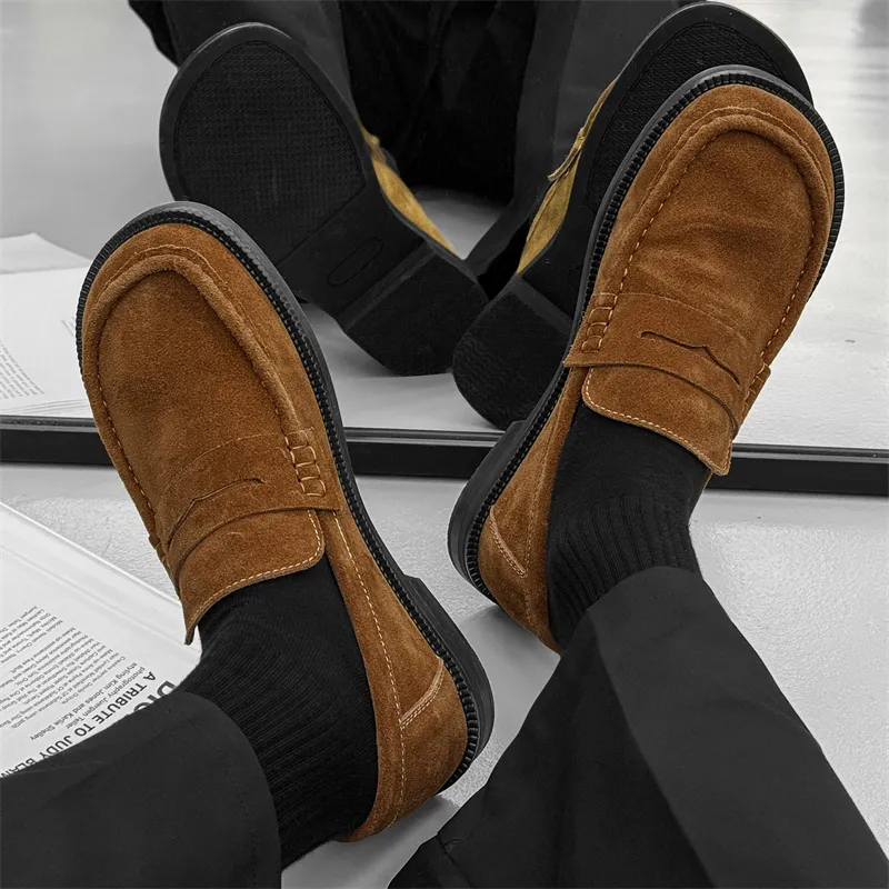 V05 Loafers Men Brown-34