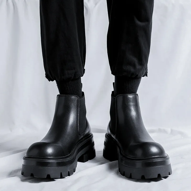 V05 Chelsea Boots Men Black-2