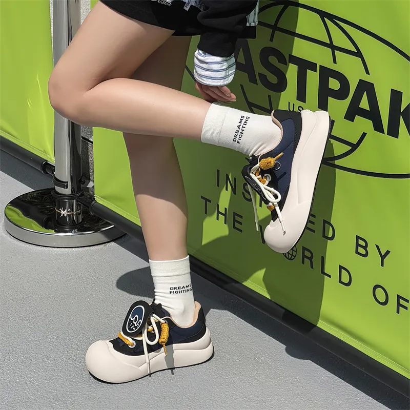 V05 Skateboard Shoes Unisex Low Top-11