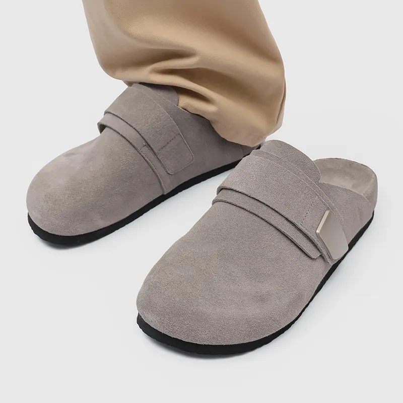V05 Closed Toe Slippers Men-9