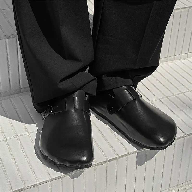V05 Rubber Sole Slip Resistant Closed Toe Slippers Men's Black-1