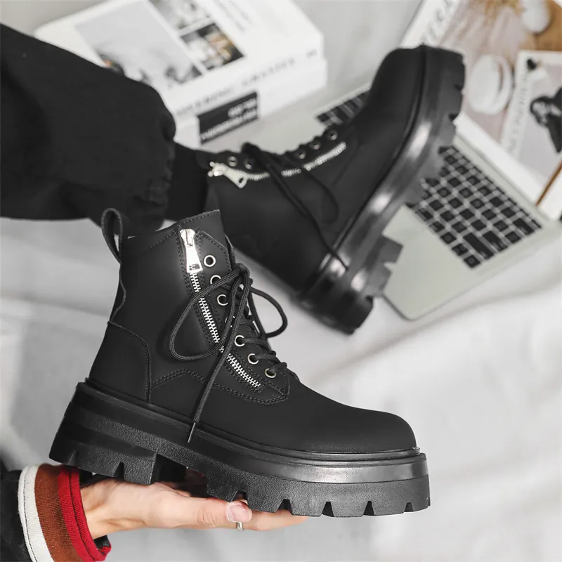 V05 Short Martin Boot Men's Black-4