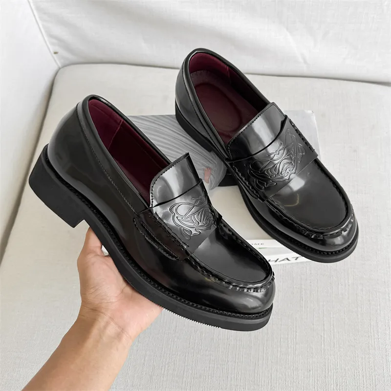 V05 Loafers Unisex-11