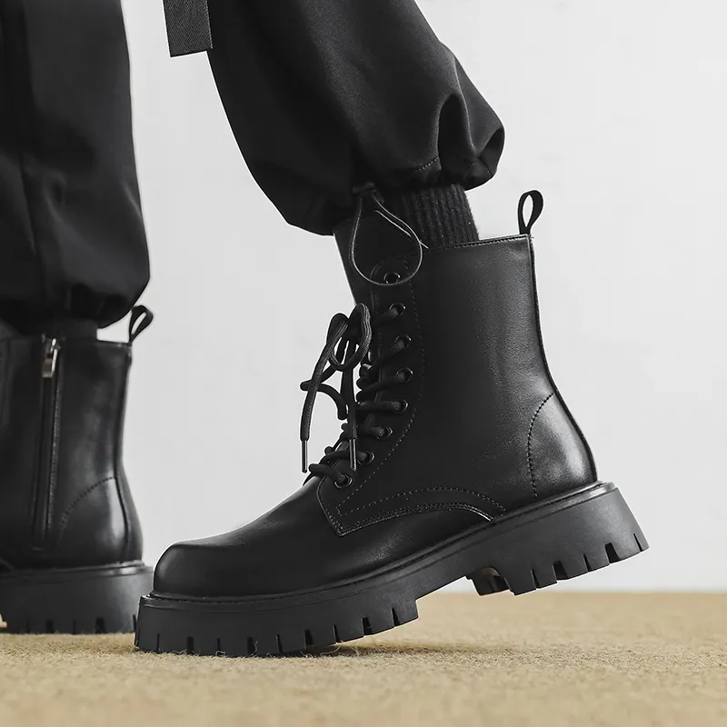 V05 Short Martin Boot Men's Black-4