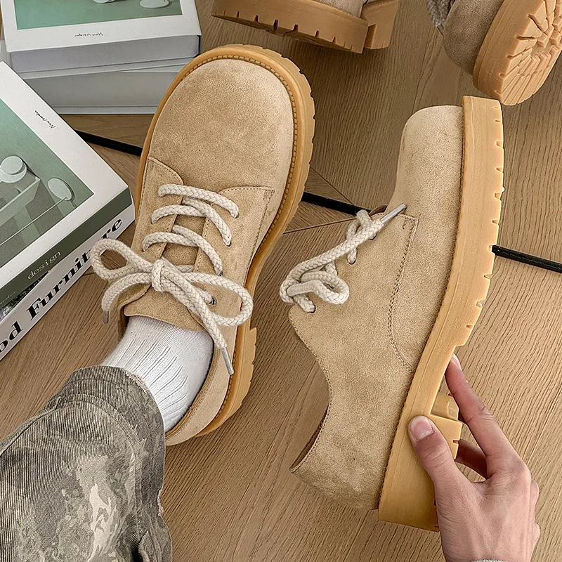 V05 Casual Shoes Men Low Top Yellow-2
