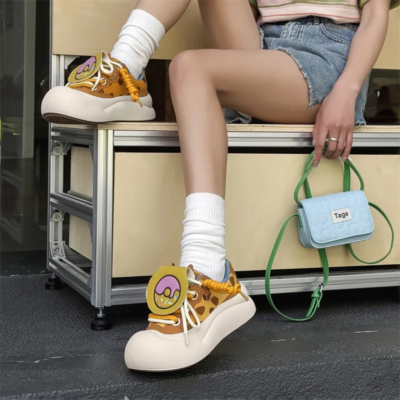 V05 Skateboard Shoes Unisex Low Top-23