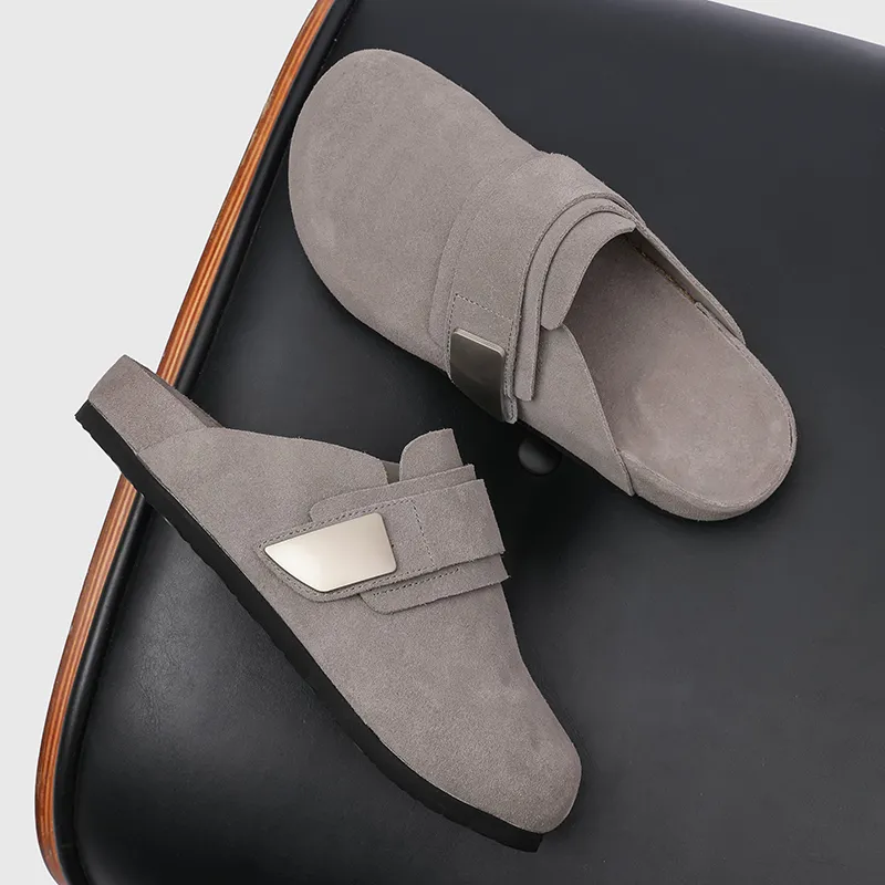 V05 Closed Toe Slippers Men-8