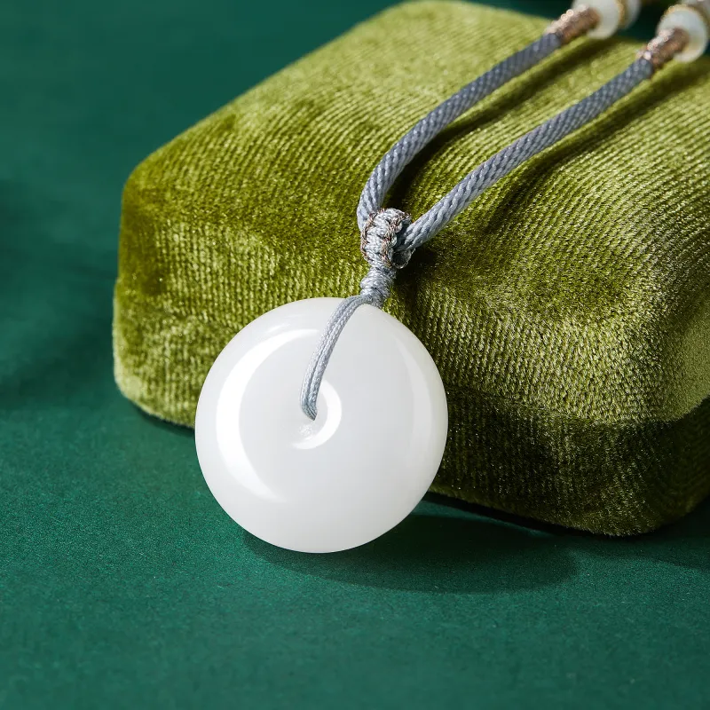 Lao Feng Xiang Golden Silk Jade Necklaces Women's-5