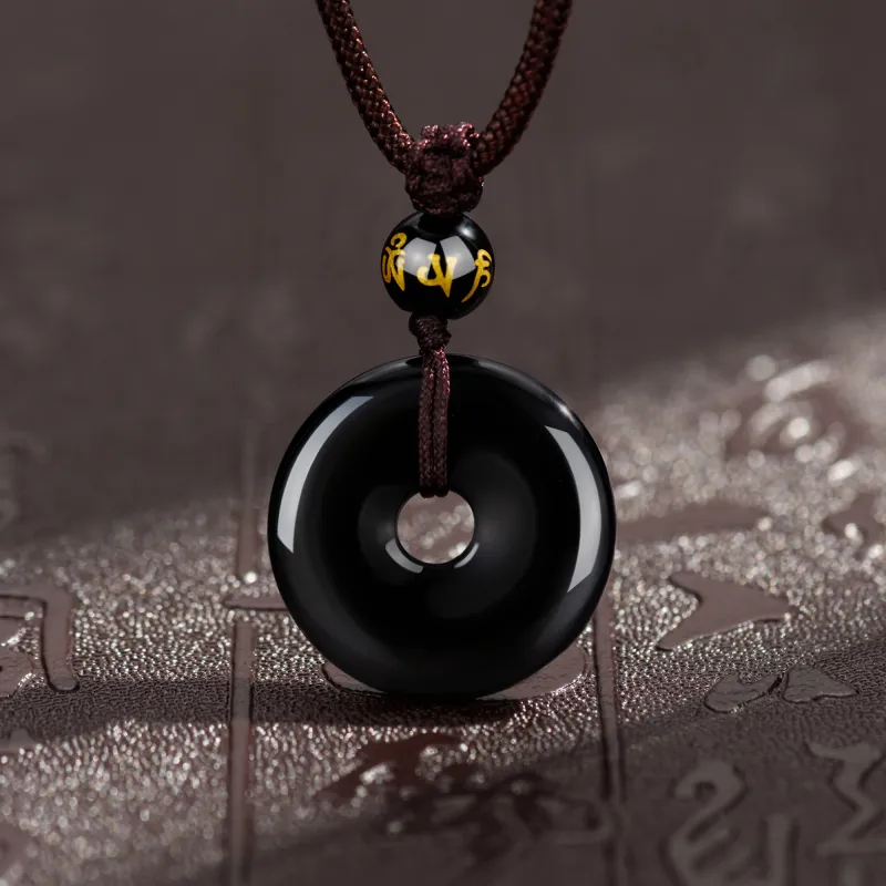 Lao Feng Xiang Agate Necklaces Unisex-3