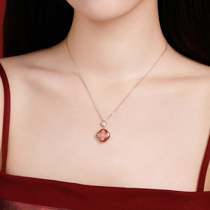 Lao Feng Xiang Agate Necklaces Women's-6