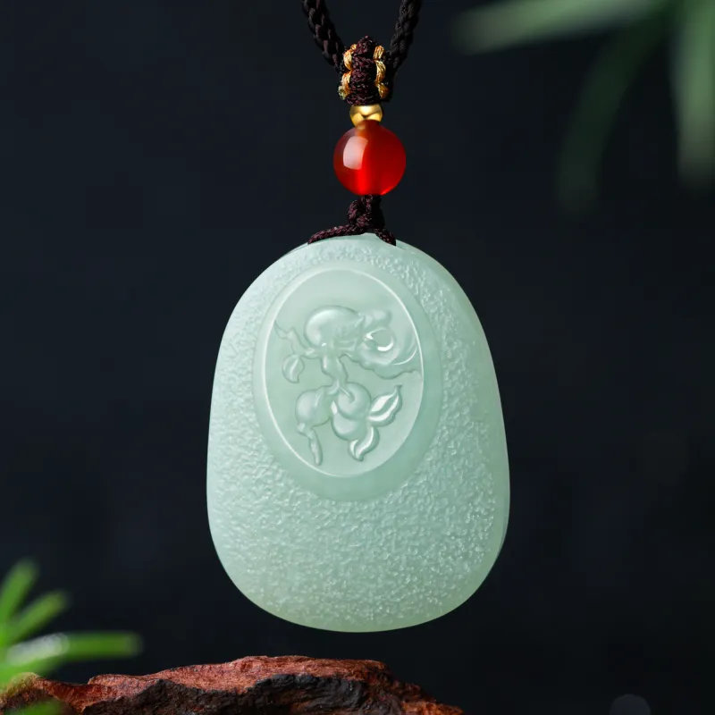 Lao Feng Xiang Hetian Jade Necklaces Green Jade Unisex-2