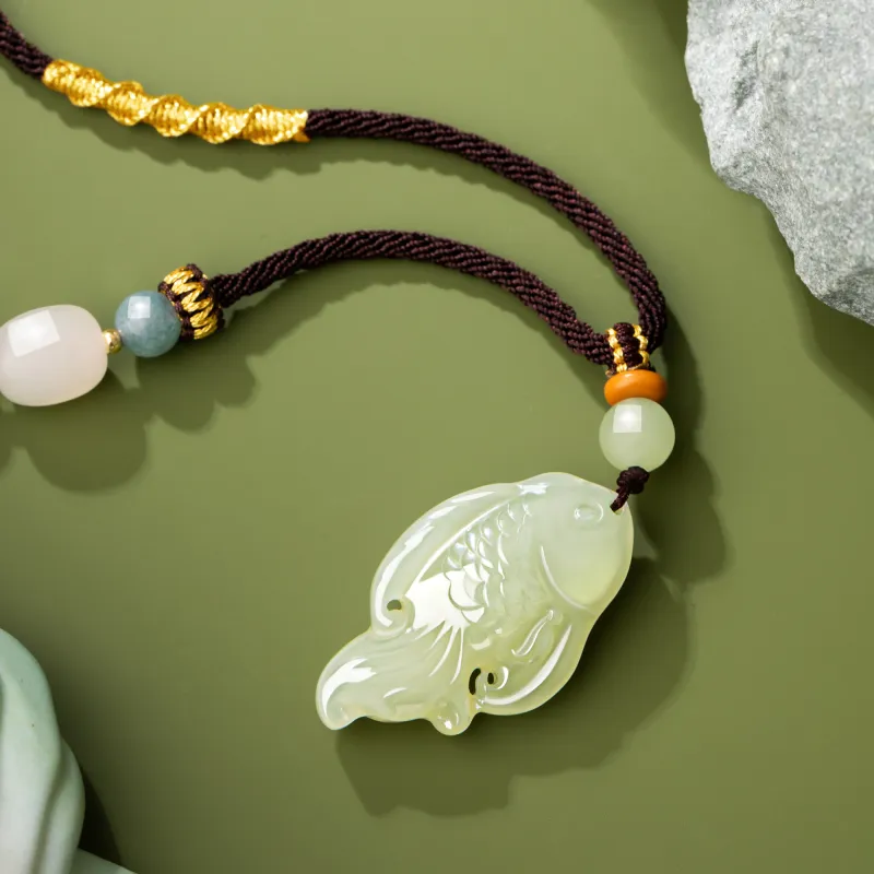 Lao Feng Xiang Hetian Jade Necklaces Green Jade Unisex-2