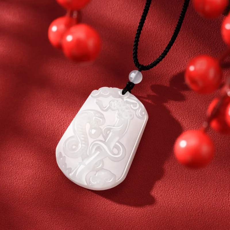 Lao Feng Xiang Golden Silk Jade Necklaces Unisex-4