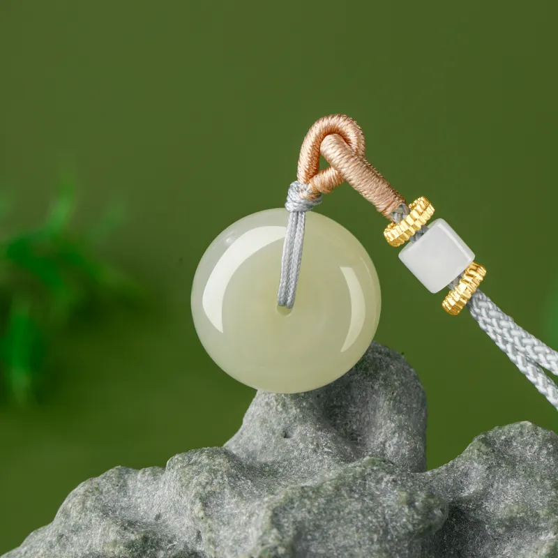 Lao Feng Xiang Hetian Jade Necklaces Green Jade Unisex-3
