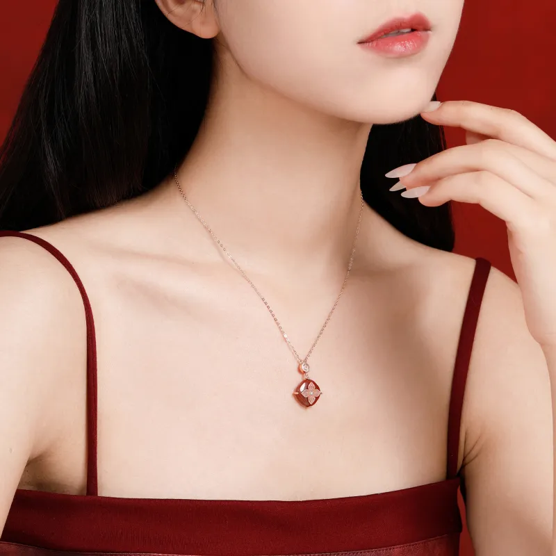 Lao Feng Xiang Agate Necklaces Women's-5