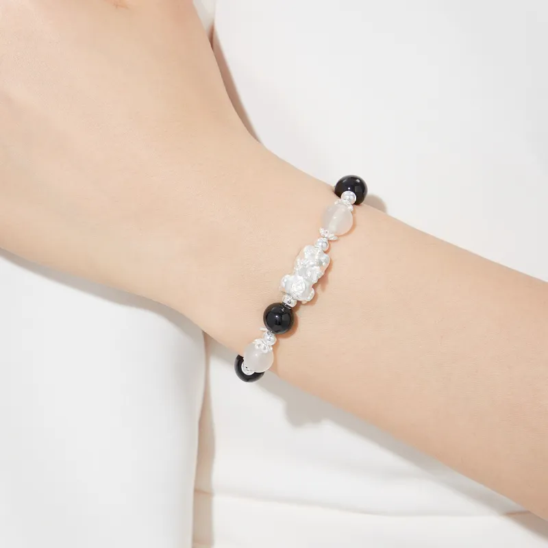 Lao Feng Xiang Agate Bracelets Unisex-1