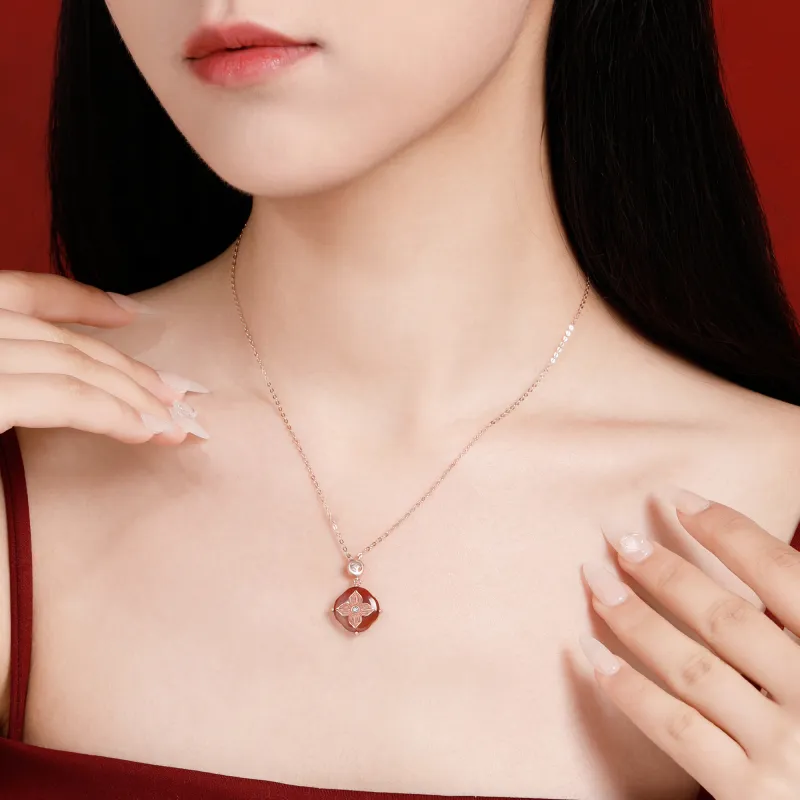 Lao Feng Xiang Agate Necklaces Women's-4