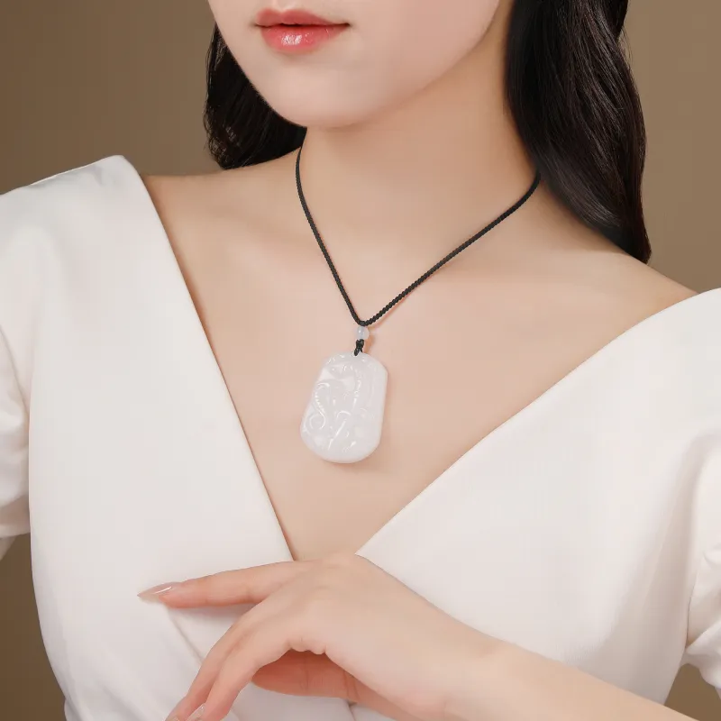 Lao Feng Xiang Golden Silk Jade Necklaces Unisex-5