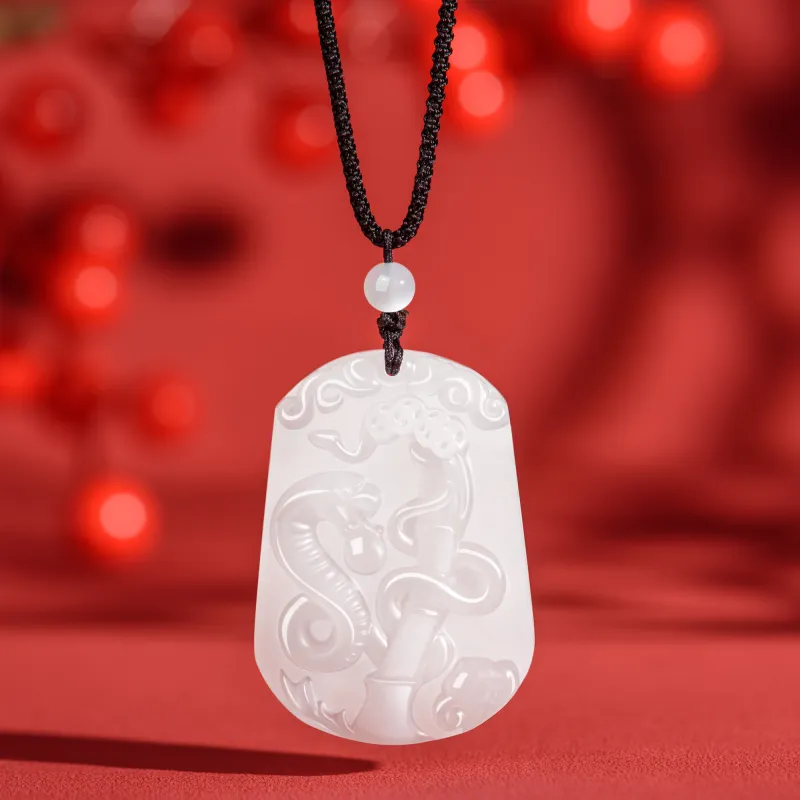 Lao Feng Xiang Golden Silk Jade Necklaces Unisex-2