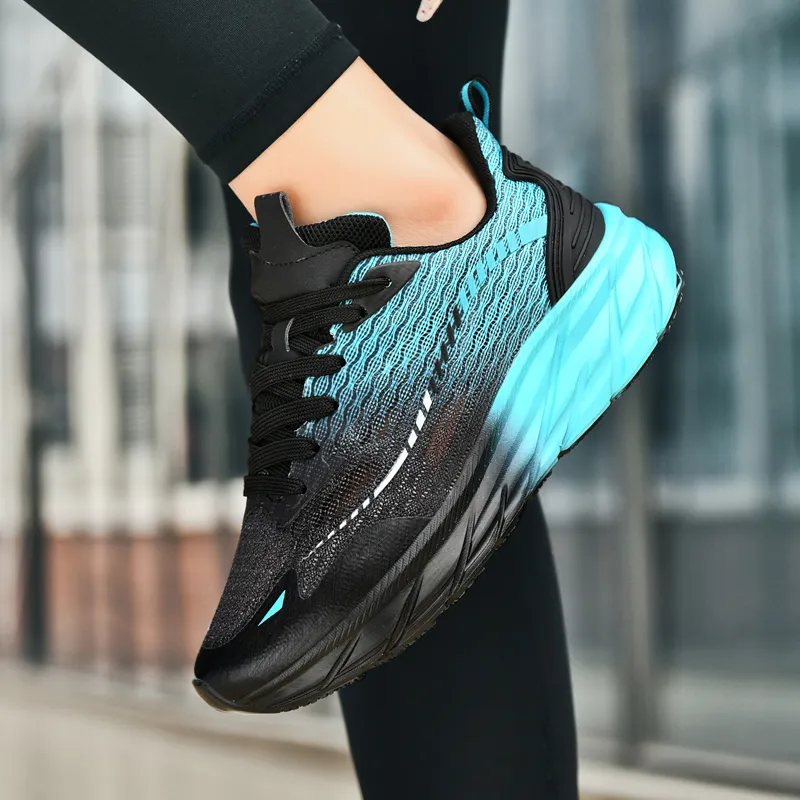 TOMAY Anti-Slip Wear-Resistant Low-Top Running Shoes Men's-9