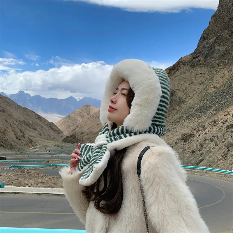 ACUC Combed Cotton Hoods & Plush Hats Women's-9