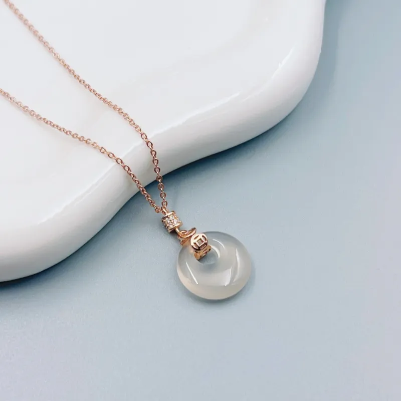 Gold Of China Chalcedony Necklaces Unisex-2