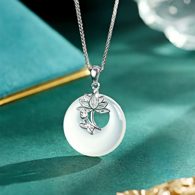 Gold Of China Chalcedony Necklaces Unisex-2