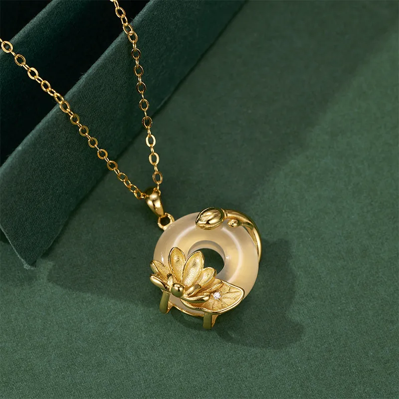 Gold Of China Chalcedony Necklaces Women's-1