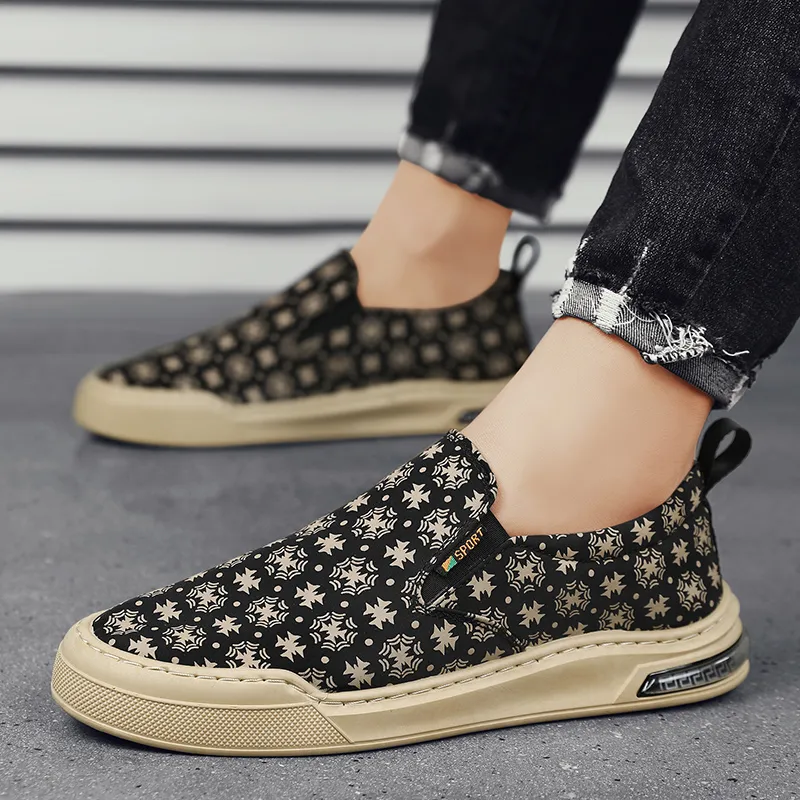 PLAY COBBLER Anti-Slip Wear-Resistant Breathable Moisture-Wicking Low-Top Canvas Shoes Men's-1