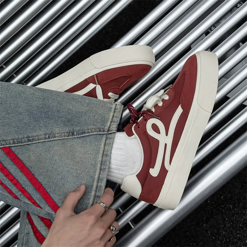 PLAY COBBLER Low Top Skateboard Shoes Men's-8