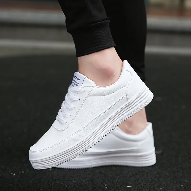 PLAY COBBLER Low Top Skateboard Shoes Unisex-3
