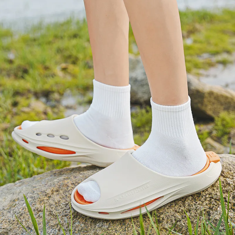 PLAY COBBLER Slide Slippers Unisex-24