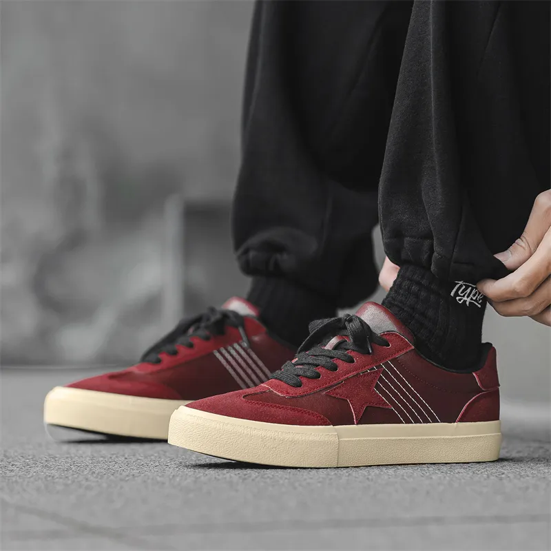 PLAY COBBLER Low Top Skateboard Shoes Men's-11