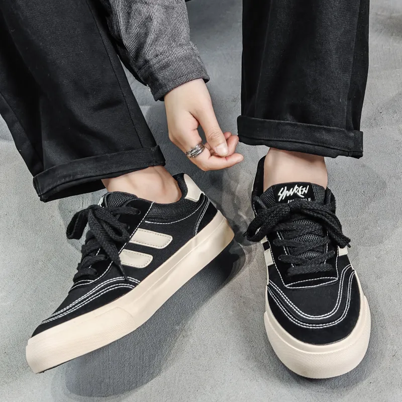 PLAY COBBLER Low Top Skateboard Shoes Men's-9