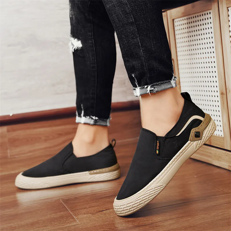 Kangaroo Head Slip Resistant Breathable Low Top Canvas Shoes Unisex-5