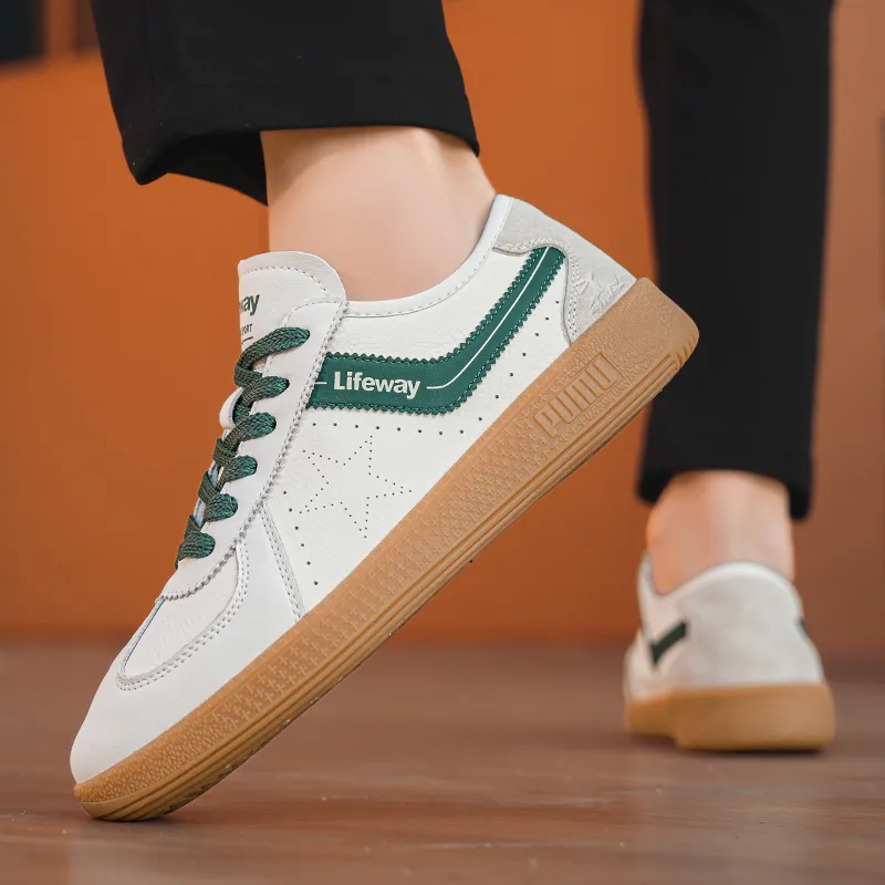 Kangaroo Head Abrasion Resistant Low Top Skateboard Shoes Unisex-10