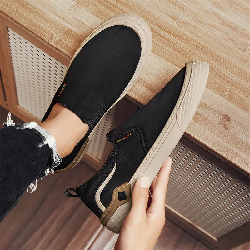 Kangaroo Head Slip Resistant Breathable Low Top Canvas Shoes Unisex-4