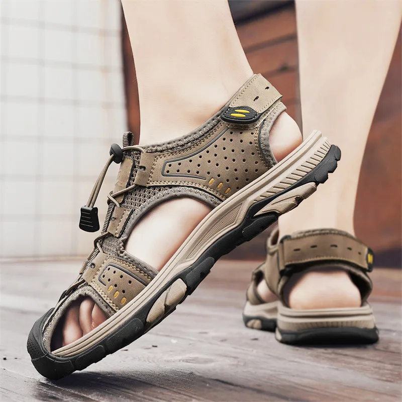 Kangaroo Head Beach Sandals Unisex-7