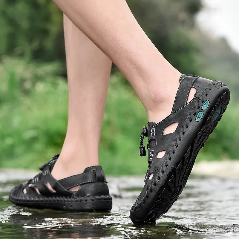 Kangaroo Head Beach Sandals Unisex-8