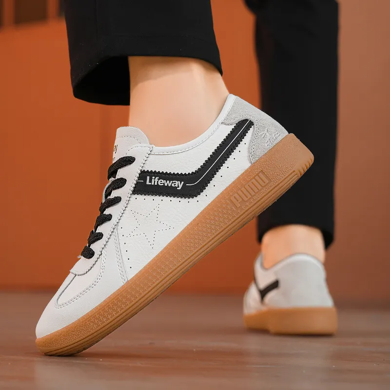 Kangaroo Head Abrasion Resistant Low Top Skateboard Shoes Unisex-14