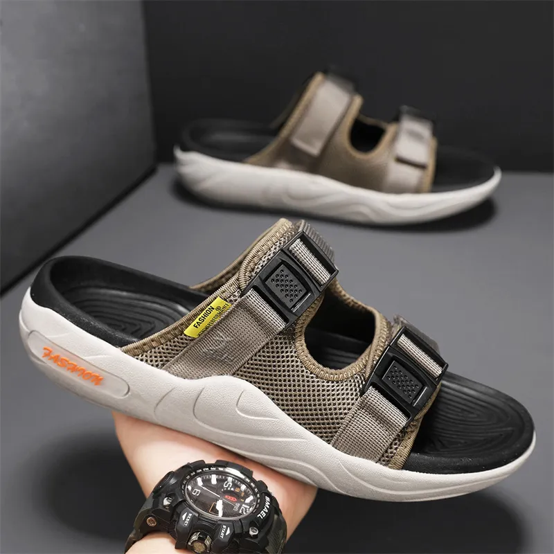 Kangaroo Head Slip Resistant Slide Slippers Men's-1