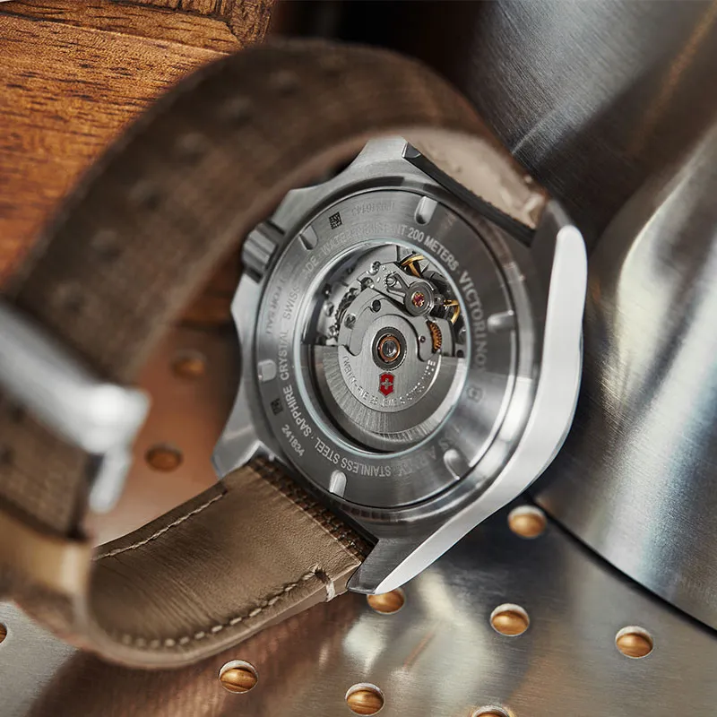 VICTORINOX Unisex Watch-8